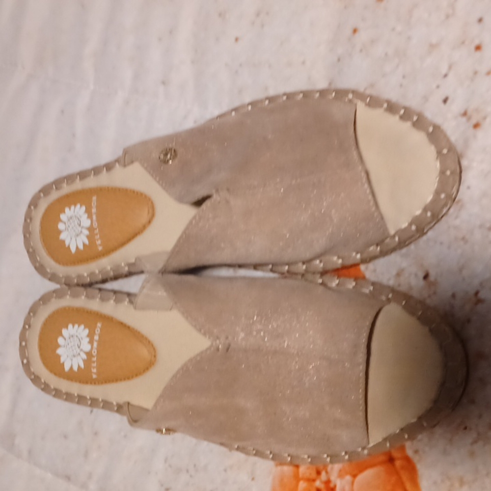 Sandals size 7.5